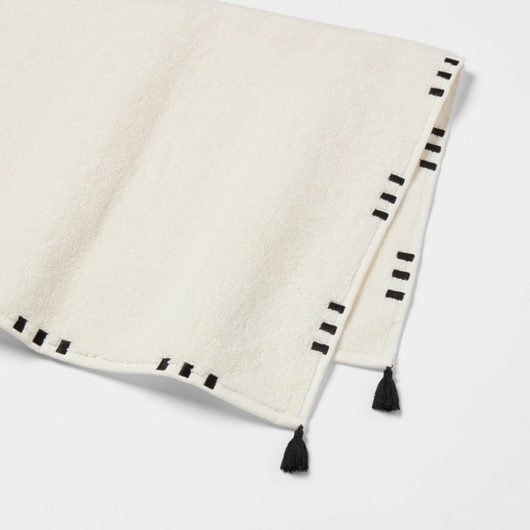 Opalhouse Bath Opalhouse Nwt Embroidered And Towel Blackcream Poshmark